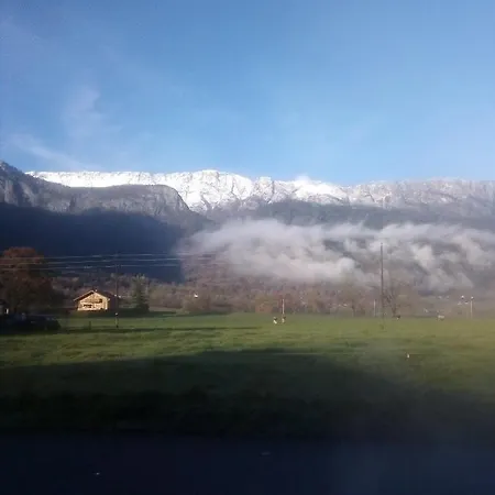 D'hotes Au Chalet De Séjour chez l'habitant *